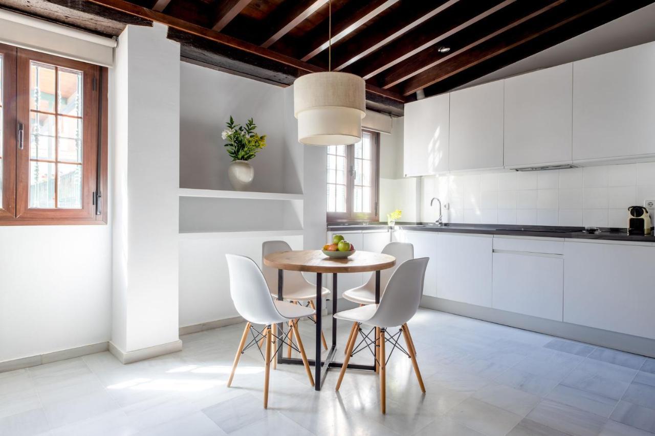 Triana Boutique Apartments By Hommyhome إشبيلية المظهر الخارجي الصورة